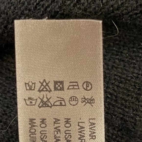 Black Ruffled Sweater, size S, excellent used condition - Picture 4 of 8